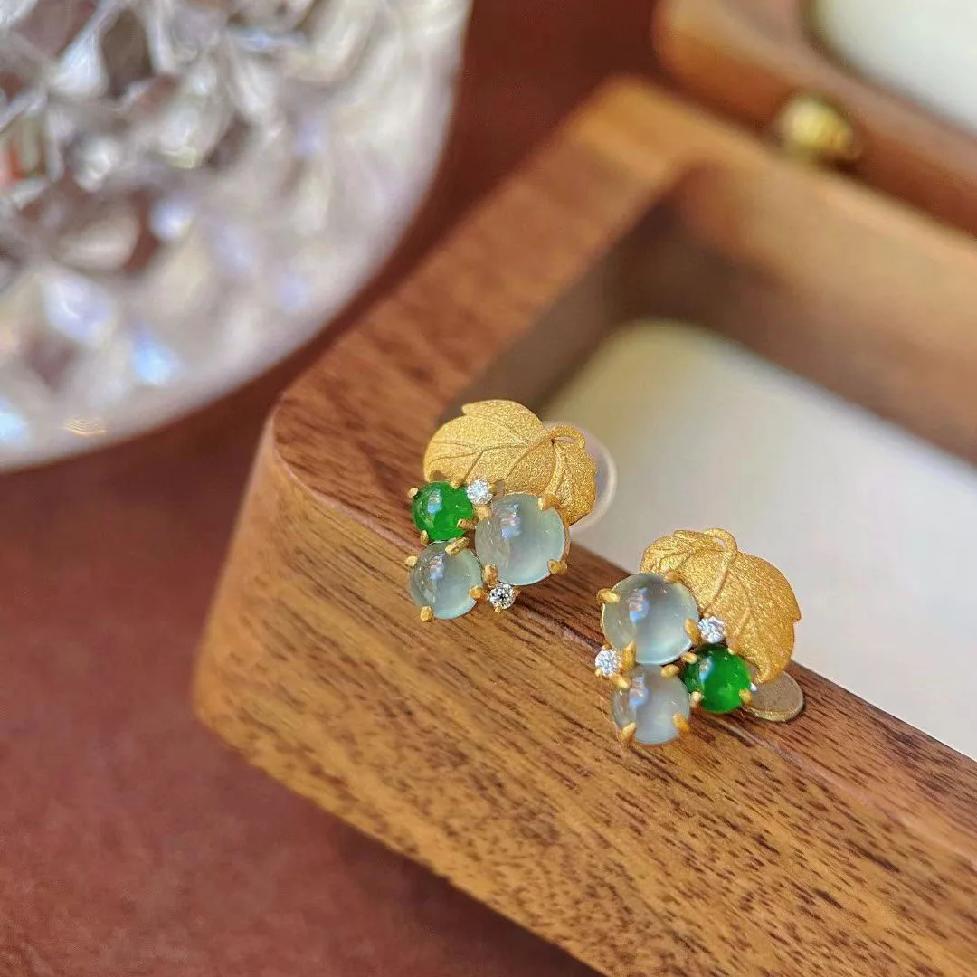 أقراط العنب الصغيرة من العقيق الطبيعي الطازج للنساء أقراط خضراء مستديرة من الخرز والمجوهرات الكلاسيكية والرائعة