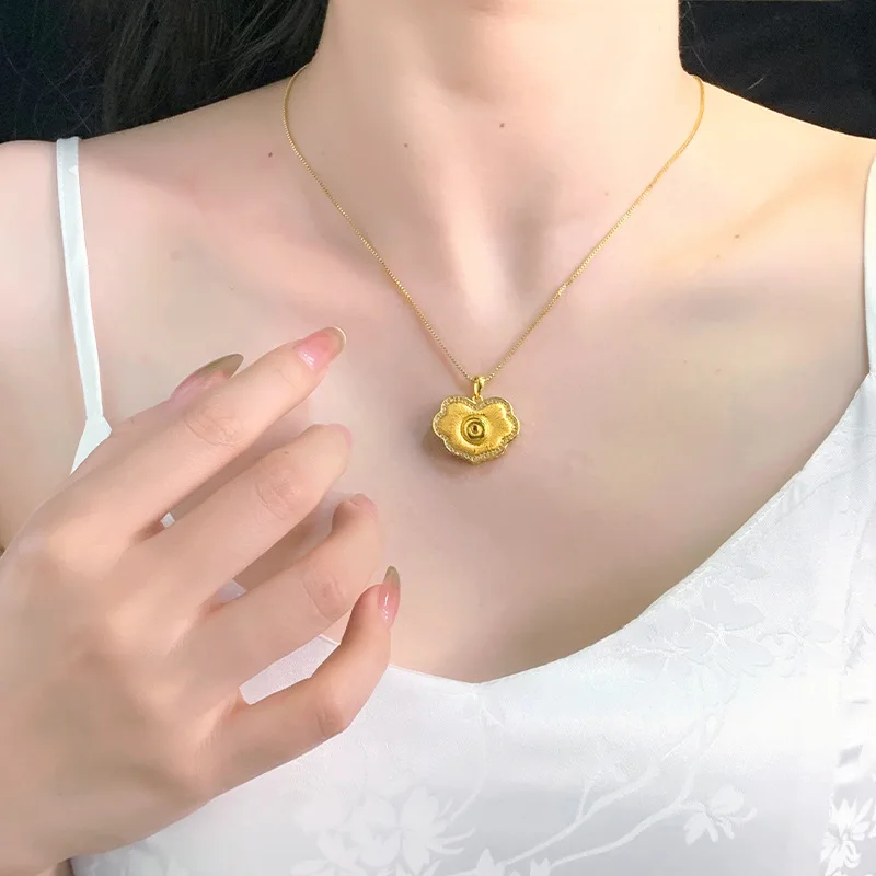 9999 Gold Ancient-style Longevity and Prosperity Lock Pendant - For Both Men and Women - Transmits Peace and Happiness Pendant