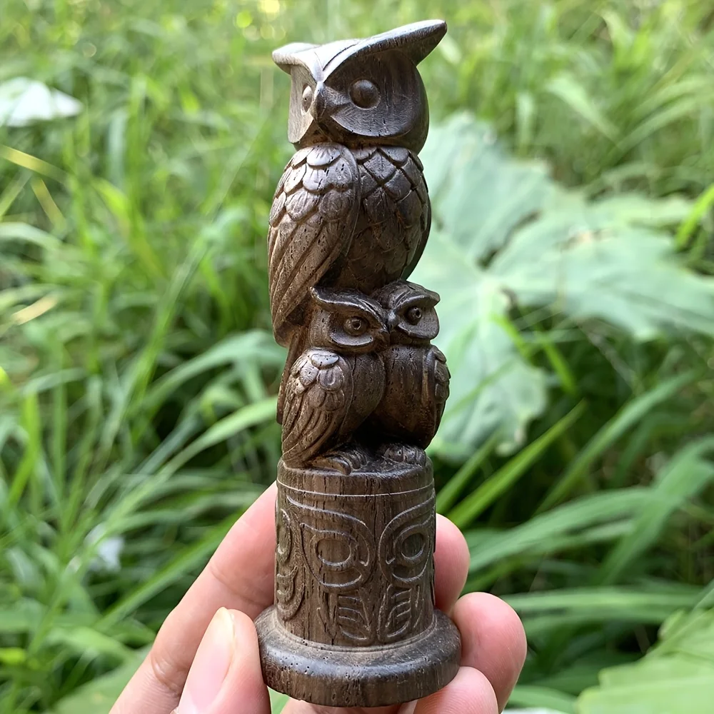 3.9 Inch Hand-Carved Wooden Creative Owl Ornament, Suitable for Wood Carving Gifts, Living Room Entryway Decorations, Office Decorations, and Wine Cabinet Gifts