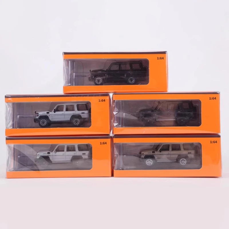 GCD Diecast Scala 1:64 LC70 Fuoristrada SUV Simulazione in lega Modello di auto Ragazzo adulto Collezione di giocattoli Regali souvenir Ornamenti statici