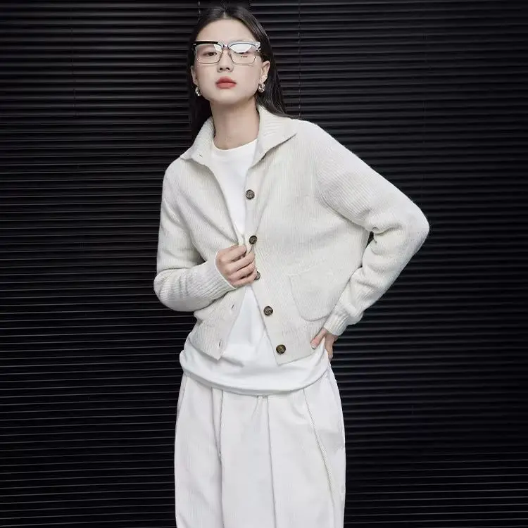White cashmere knitted turtle neck cardigan coat new lazy wind high sense.