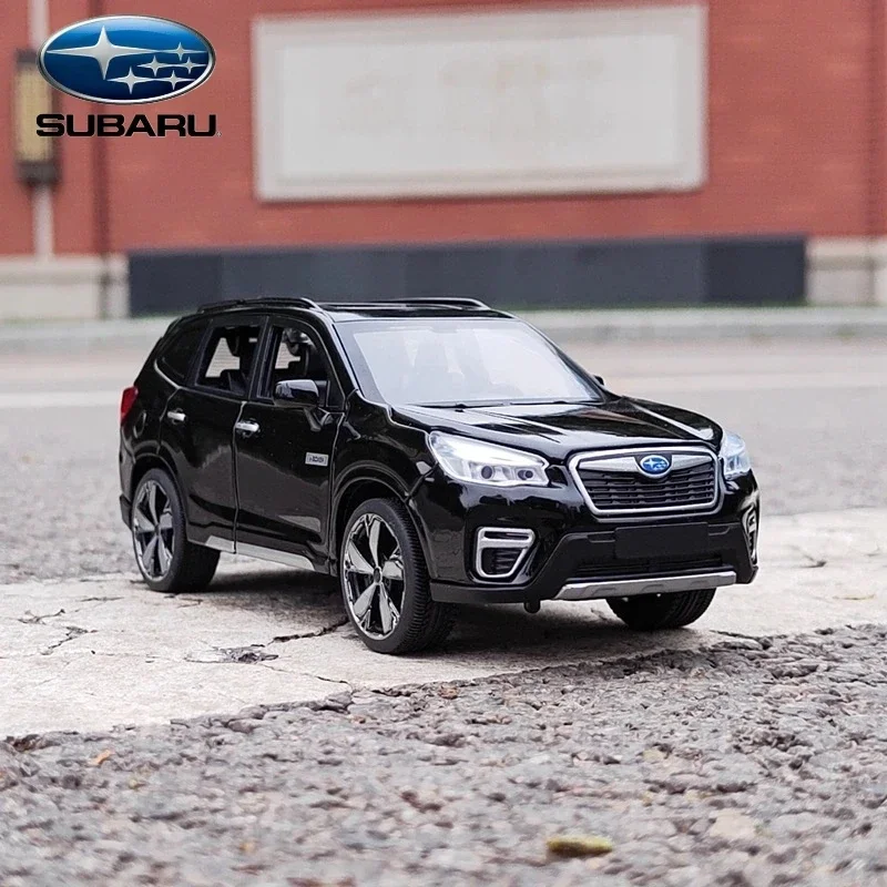 1:32 Subaru Forester SUV Alloy Off-Road Vehicle Miniature Scale Model Car Diecast Metal Sound＆Light Collection Children Toy Gift