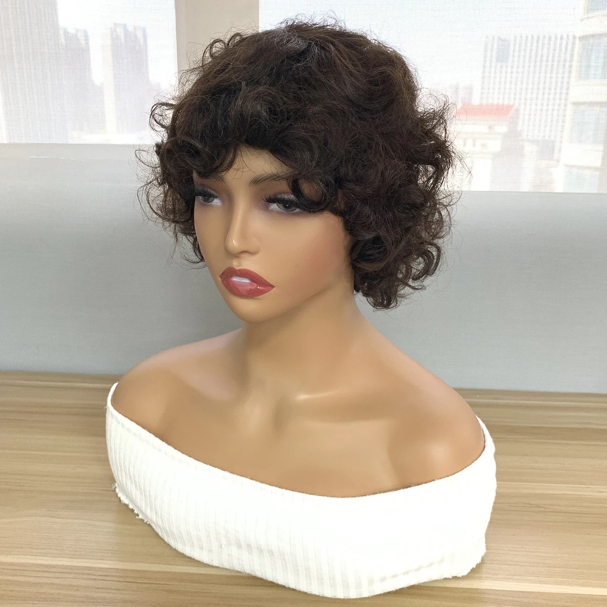 Thumbnail 4 - #77 Compare Trendy Wigs Before You Buy