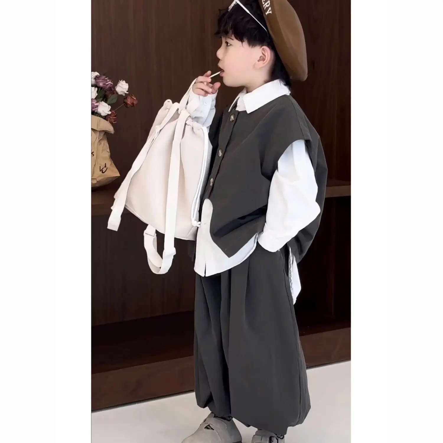 Boys' Autumn Spring Sets Vest Button Shirt Pants Three-piece Suits 2025 New Korean Edition Children's Handsome Loose Sets