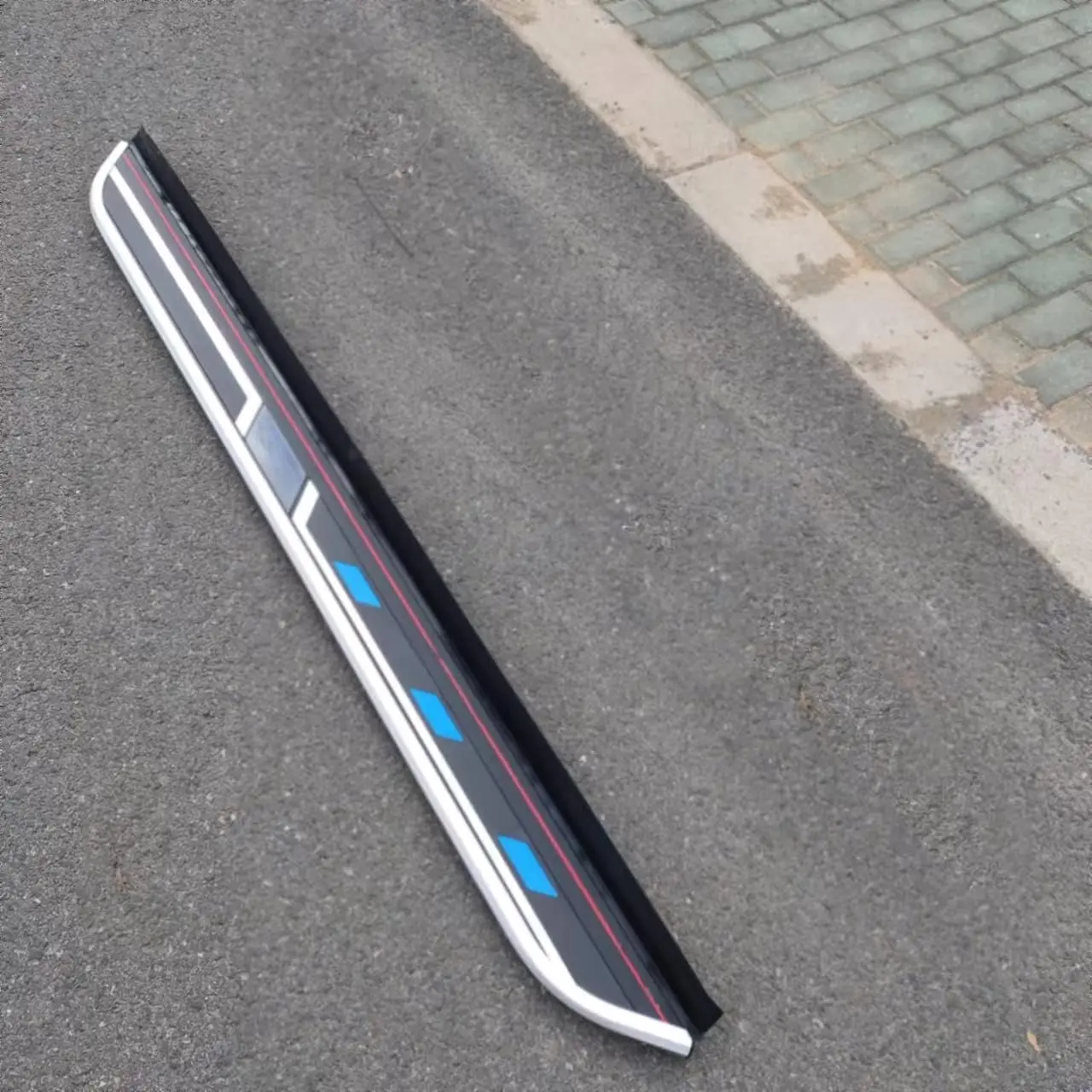 2 قطعة لوحة الجري مناسبة لجاكوار F-PACE 2016-2025 ملحقات دواسة شريط Nerf ذات الخطوة الجانبية (مع الأقواس)