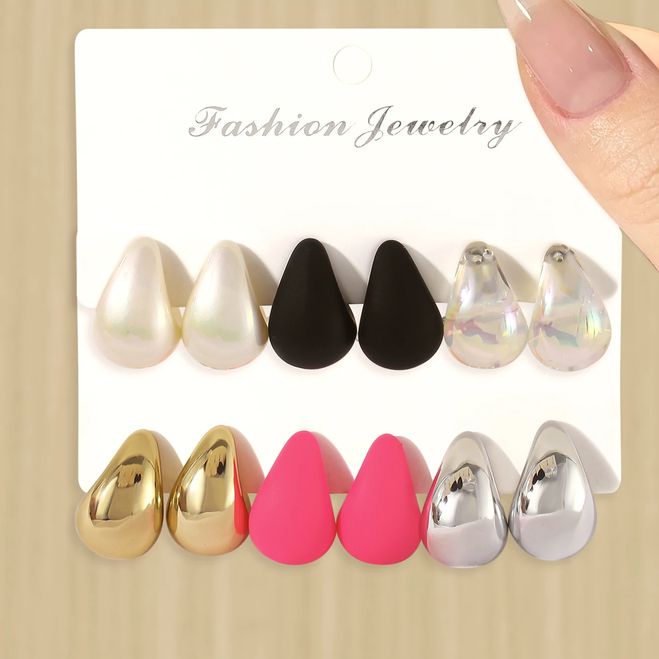Klassische Mode Wassertropfen Ohrstecker Punk Glatte Tropfen Ohrringe Set Charmant Damen Täglich Vielseitig Dating Party Schmuck
