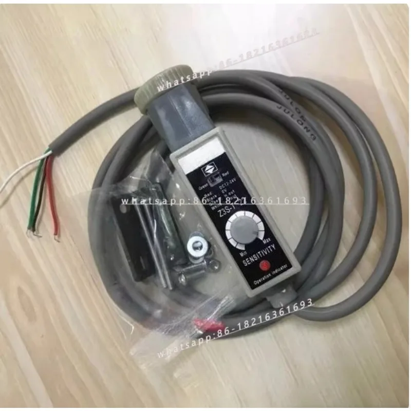 One Photoelectric Eye Correction Sensor Tracking, Accessories Color Mark Sensor Z3S-TW22Z3S-TB2