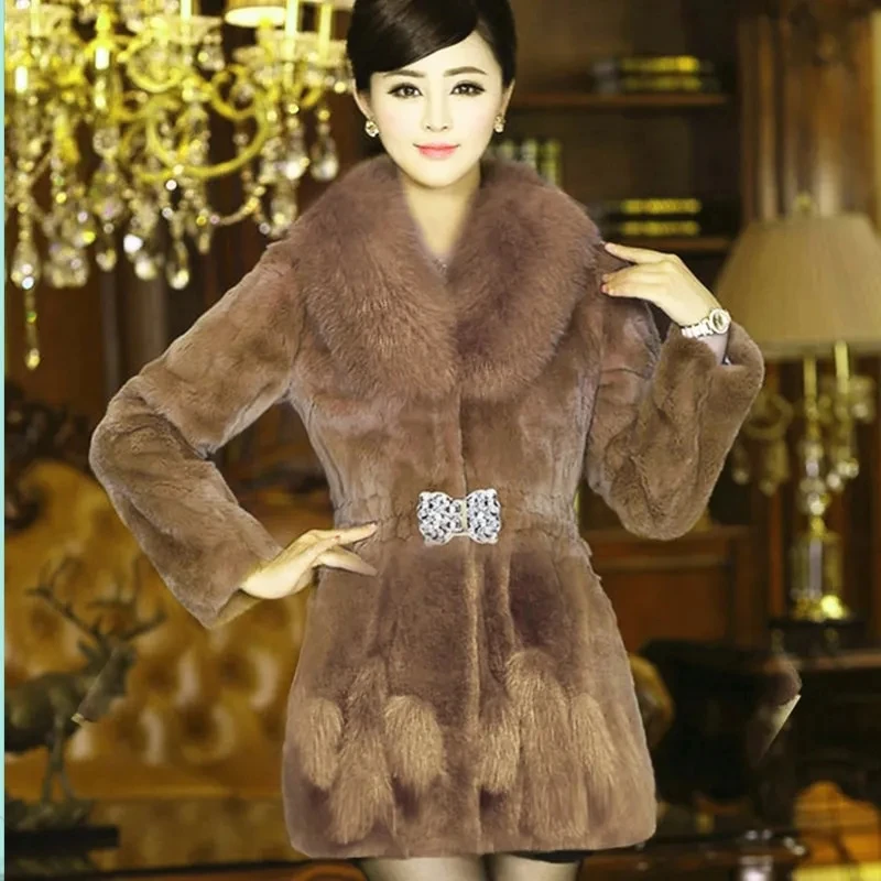 Women's Medium Length Slim Overcoat 2026 Autumn/Winter New Imitation Fur Coat Middle Aged Mother Thicken Warm Fur Collar Coats