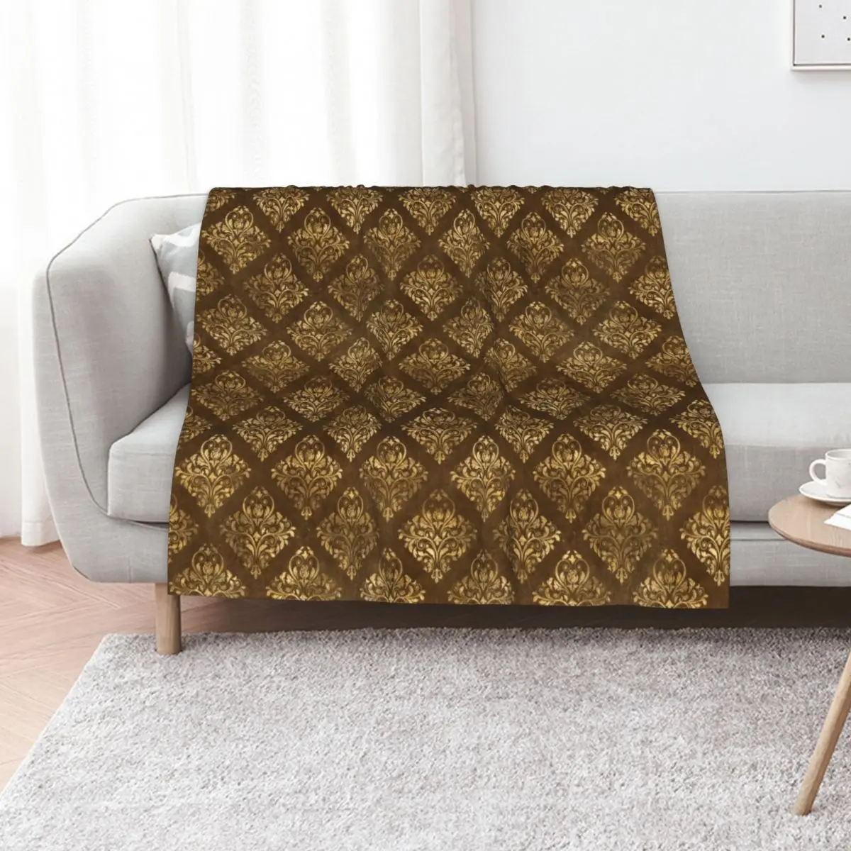 

Gold damask on a brown background Throw Blanket Anti Shedding Soft Fuzzy Blanket for Home