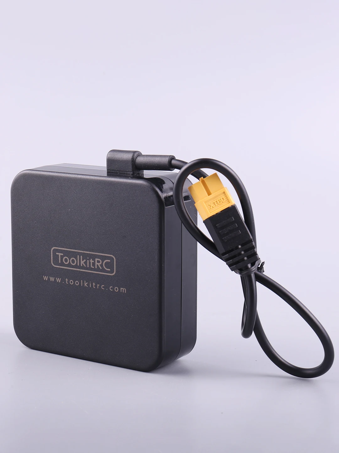 ToolKitRC ADP100 100W 20V Fonte de alimentação com adaptador de saída XT60 para ISDT Q8 Q6 GT Power Hota HTRC SkyRC Carregador RC Drone