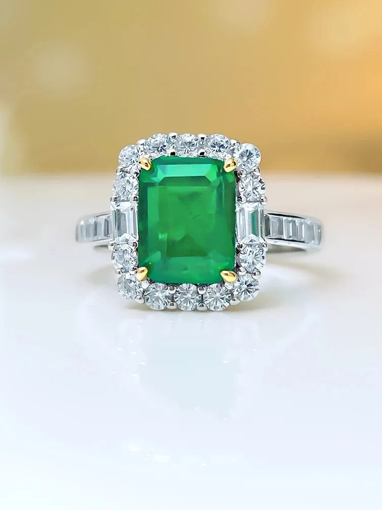 Everyday simple 925 sterling silver artificial Emerald ring inlaid with high carbon diamond, versatile,  grade girl