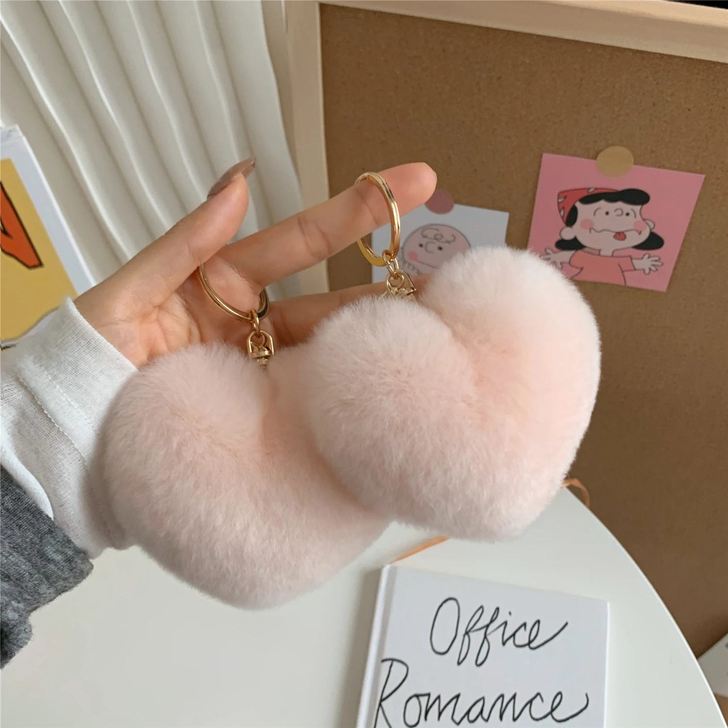 Fluffy Real Rex Rabbit Fur Ball PomPom Heart Keychain Soft Genuine Fur Keychain Cute Fur Bag Charm for Women Accessories