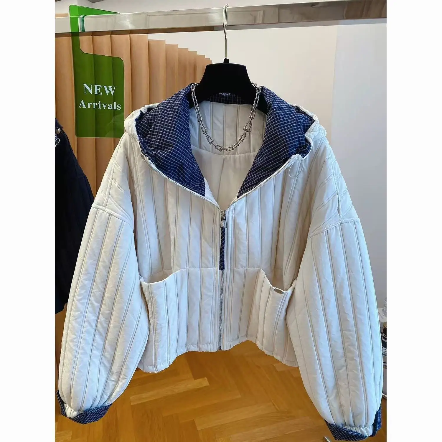 Hooded padded short jacket women's plaid splicing two-cotton jacket 2025 autumn new  cotton clothes thin cotton clothes