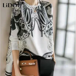 Spring New Round Neck Vintage Printing Long Sleeve Loose Loose T-Shirts Women Temperament Batwing Sleeve Satin Face Pullovers