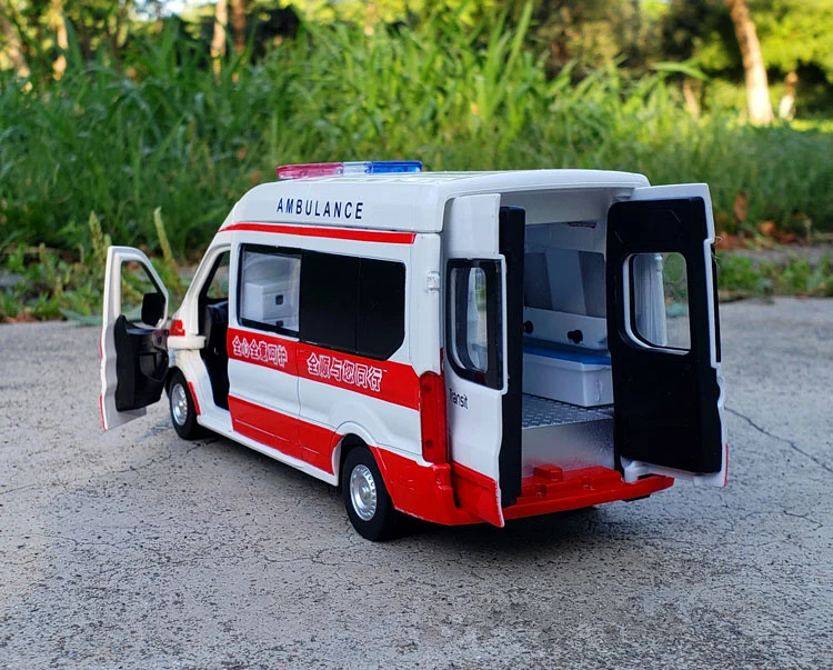 1:34 FORD Transit Alloy Ambulance Vehicles Car Model Diecast Metal Toy Broadcast Car Model Simulation Sound and Light Kids Gifts