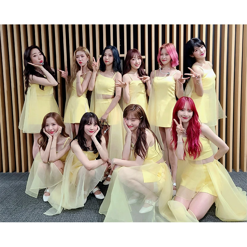 Universal Girl Dance Performance Suit Women's Group Performance Jacket Skirt Set Jazz Stage Yellow Ensemble Traditional Costume