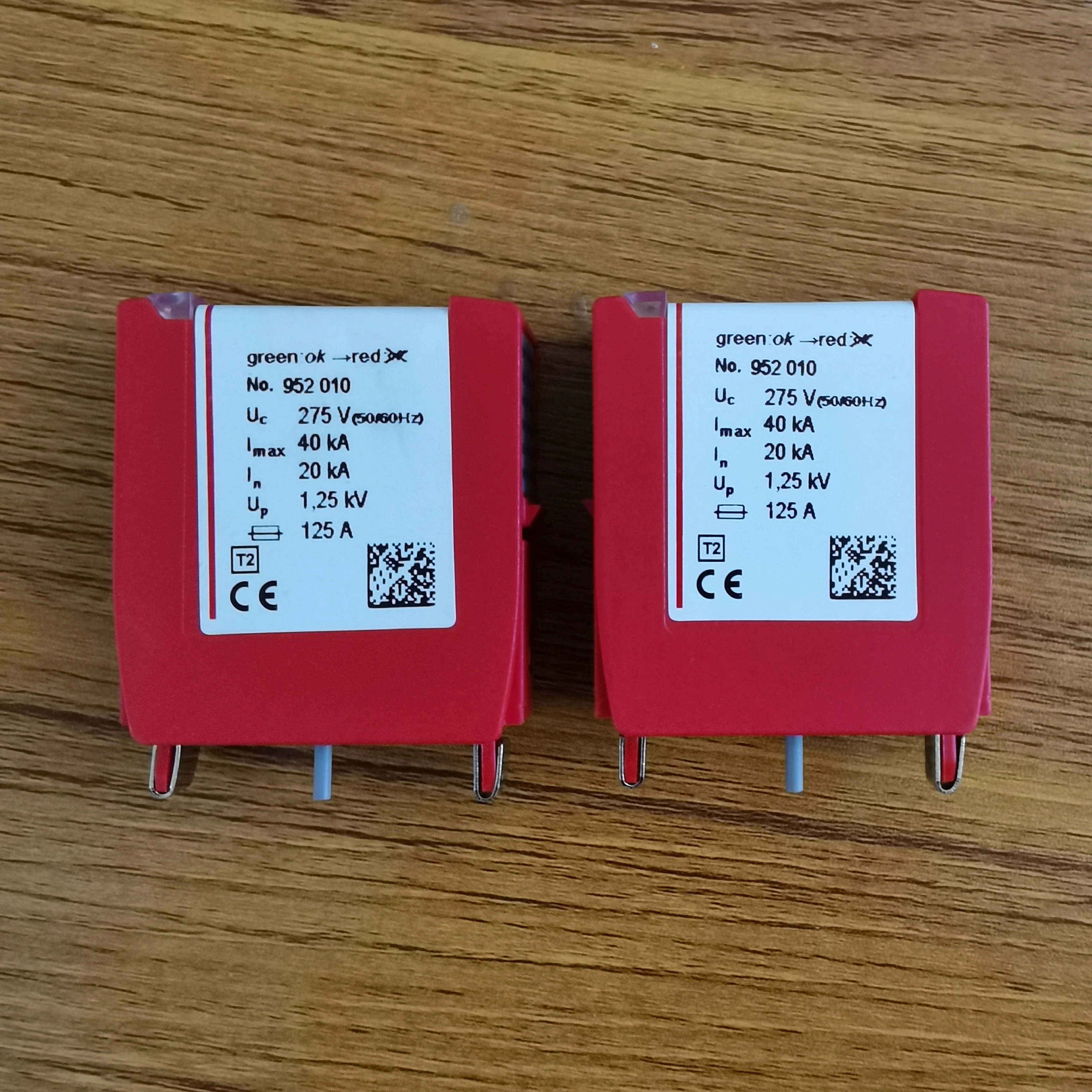 ألمانيا وحدة الحماية من زيادة التيار DEHN 952051   سدادة حماية من الصواعق DG MOD PV SCI 500 Spot