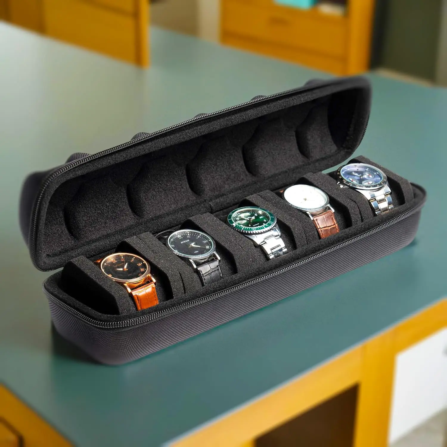 Men Watch Storage Box Foam Organizer Travel Case Portable Watch Display Holder For Wristwatches With Anti-Move Pillow 5 Slots