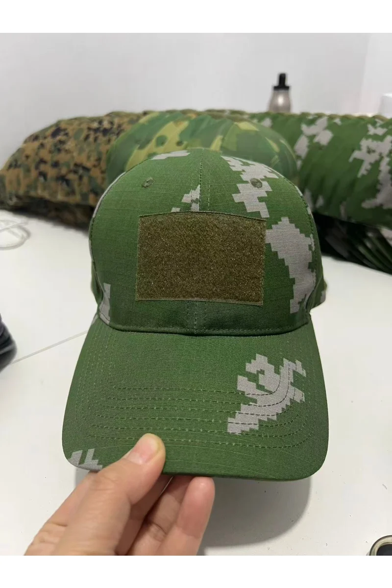 

Outdoor Russian white camouflage baseball cap