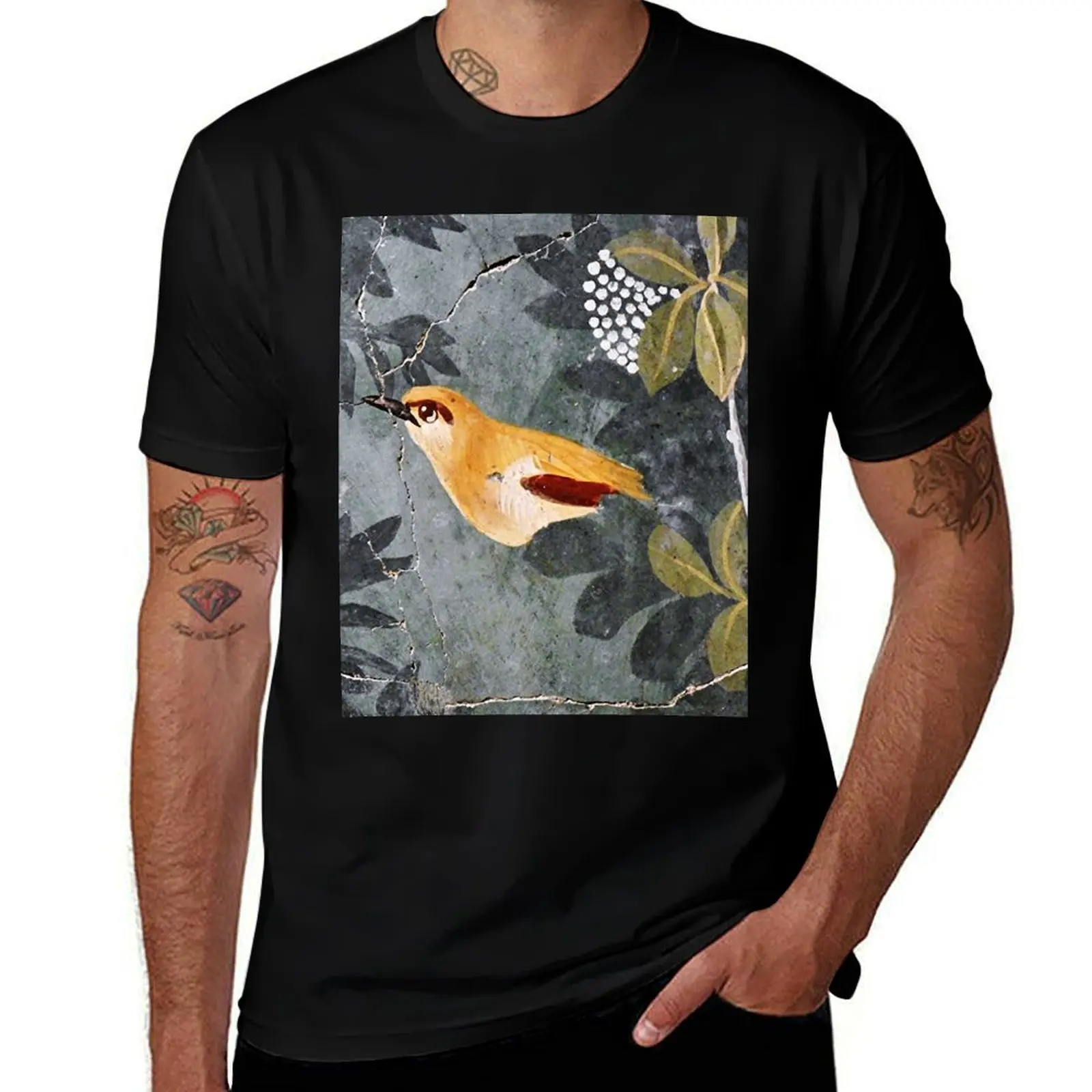POMPEII COLLECTION / BIRD AMONG TREE LEAVESIN THE GARDEN ,GREEN FLORAL T-Shirt Casual Soft Cotton Short Sleeve Tee T-Shirt