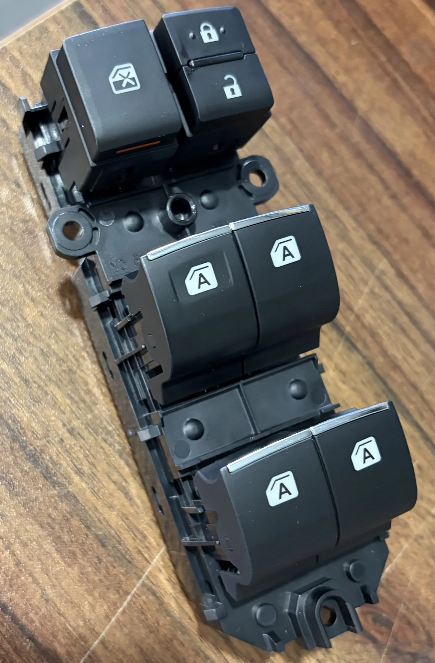 【أضف إلى عربة 】84040-0E040 مفتاح التحكم الرئيسي للنافذة منظم نافذة السيارة مفتاح نافذة الطاقة Master Con