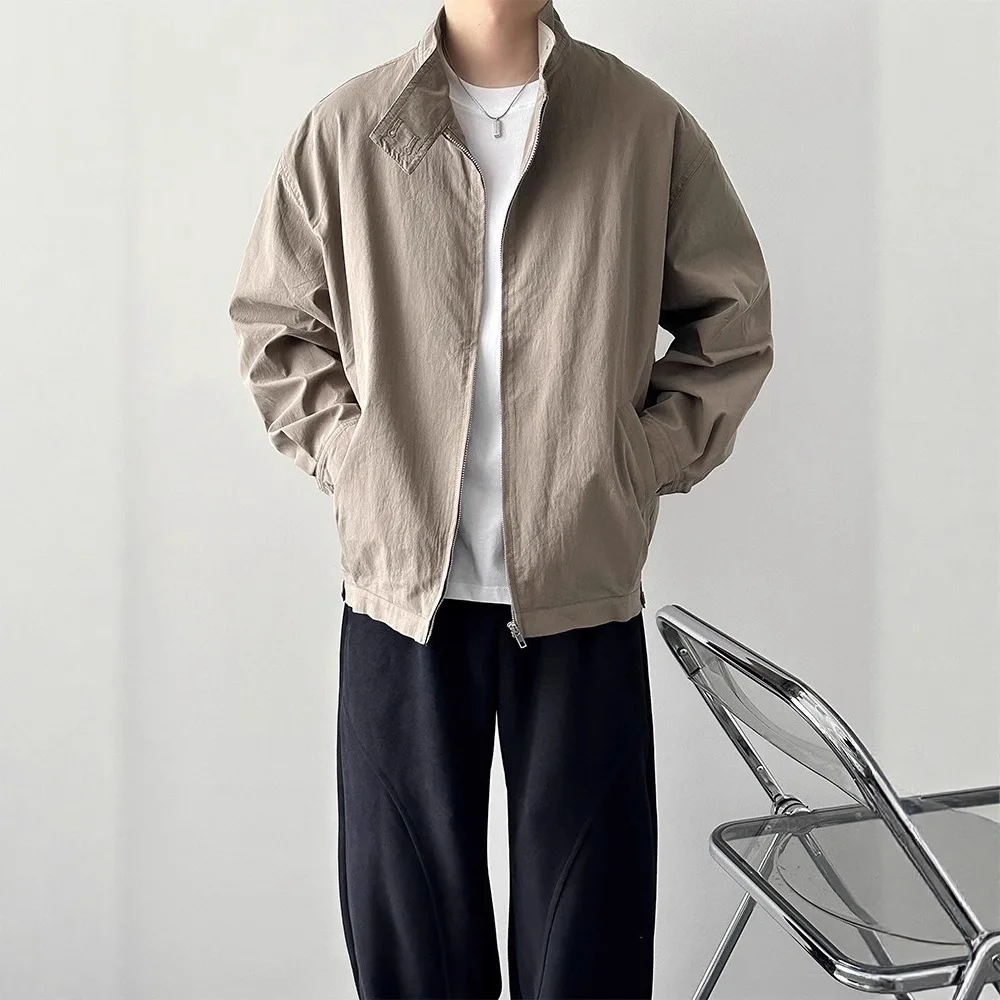 

Men's Lightweight Stand Collar Jacket, Casual Loose-Fit Zip-Up Windbreaker, Minimalist Neutral-Tone Outerwear for Daily Wear