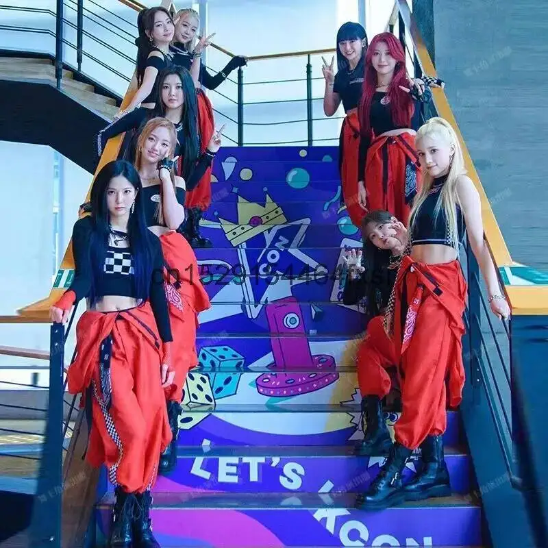 

Костюм для выступлений в стиле корейских девушек, новый комплект для джазовых танцев и песен, студенческий черный набор для уличных танцев