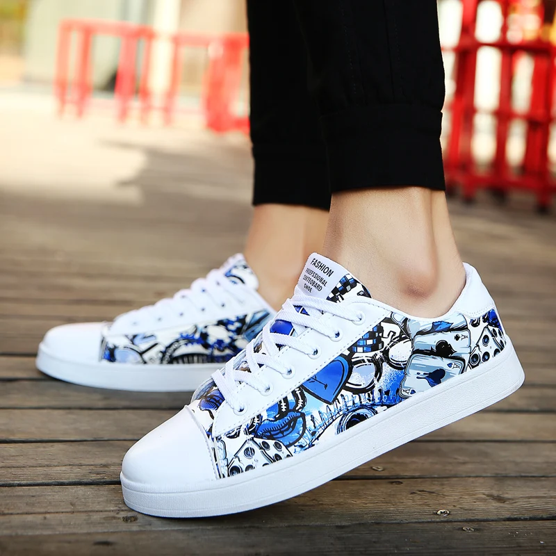 Fashion Graffiti Sneakers Men Hip Hop Skateboarding Shoes Comfortable Walking Platform Sneakers Man Couple Footwear Plus size 46