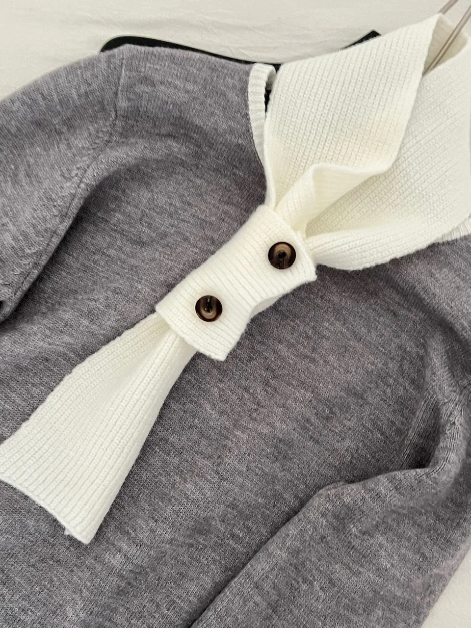 Winter Casual Matte Pullover Rock Set mit Krawatte Farbe Blo Faionable Damen Strickkleidung Polyesterfaser Head over Heels