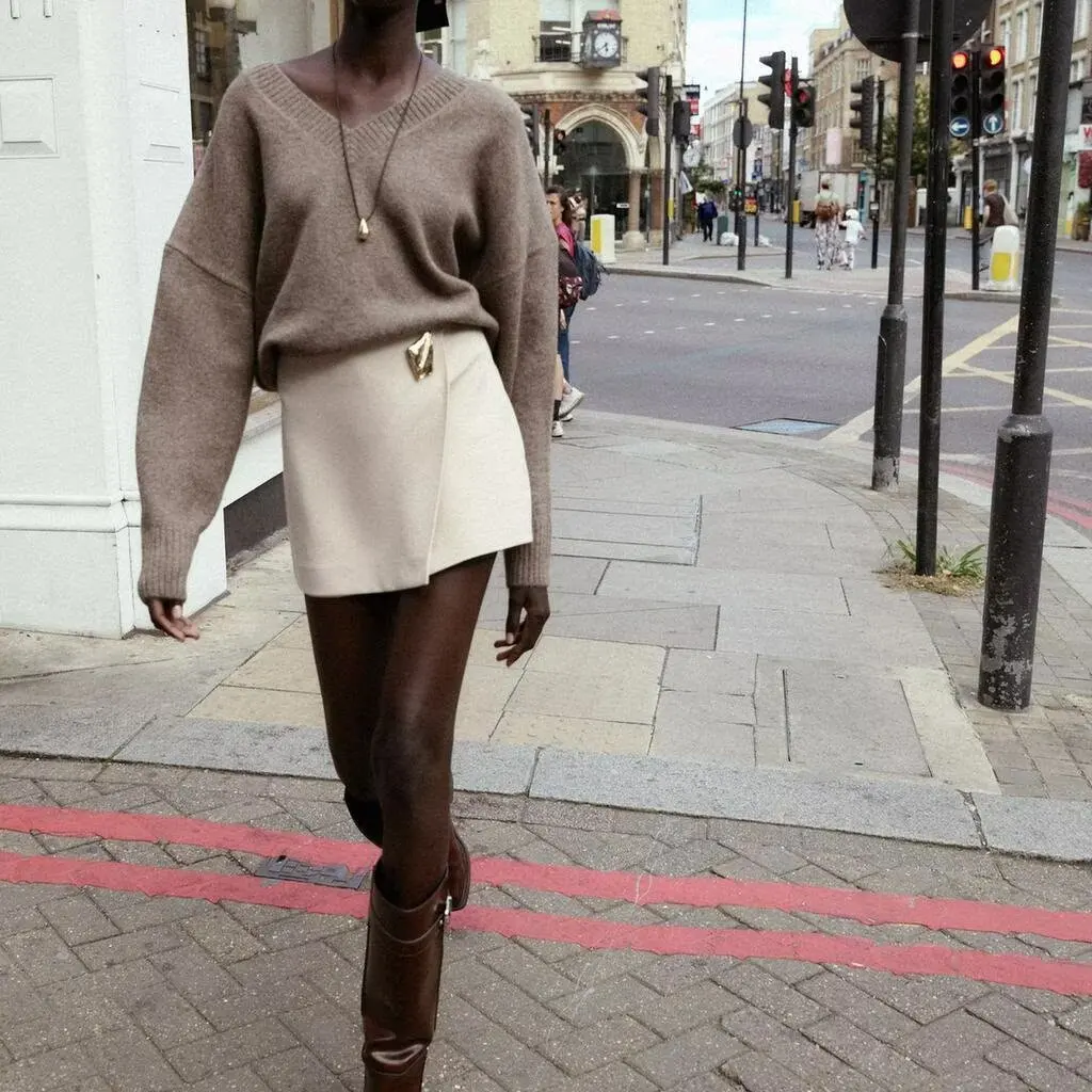 Spodnie damskie z wysokim stanem, asymetrycznym metalowym zdobieniem, codzienne, w stylu streetwear, modne, jesienne, nowość, prosty krój, dopasowane.