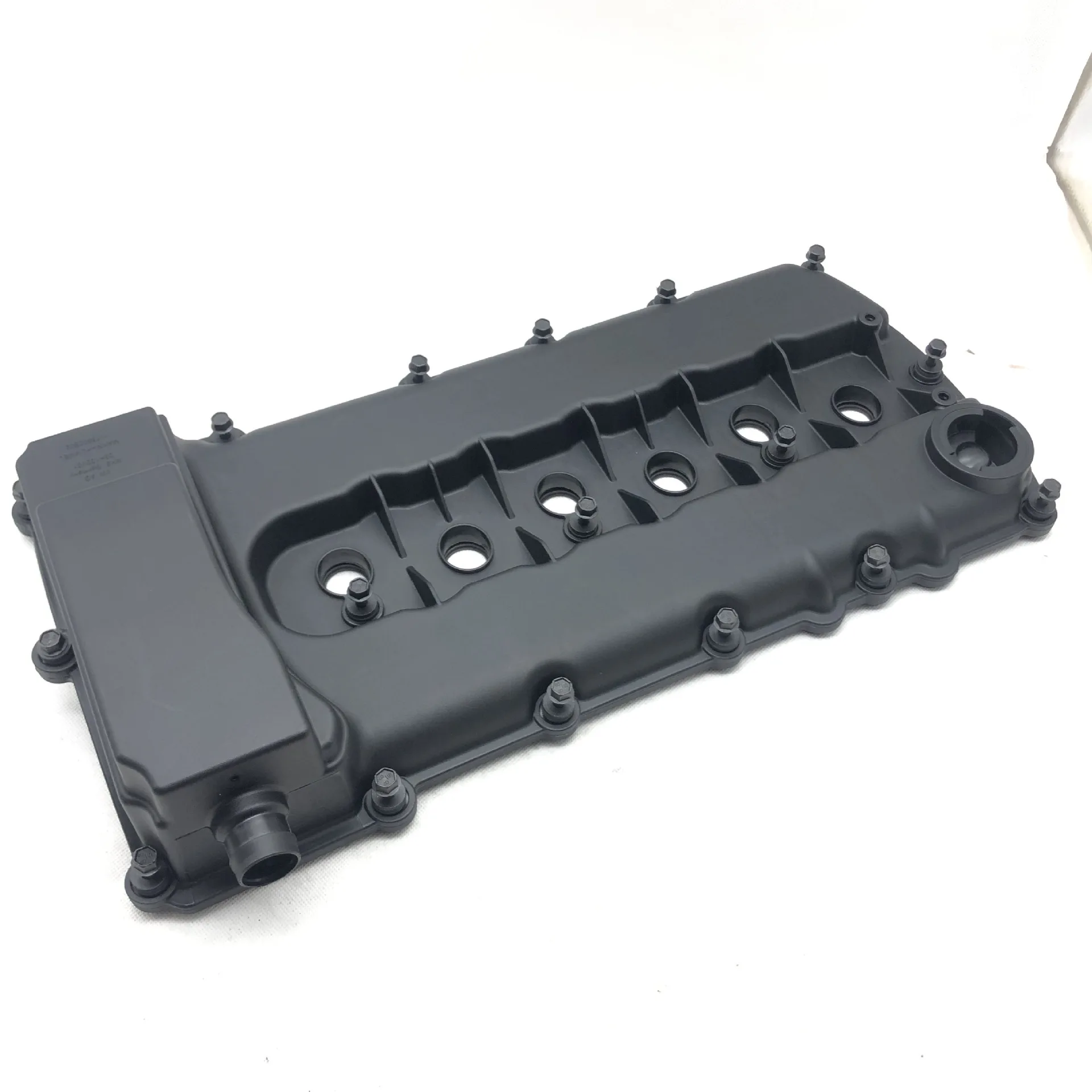 For Porsche valve cover 95510513500