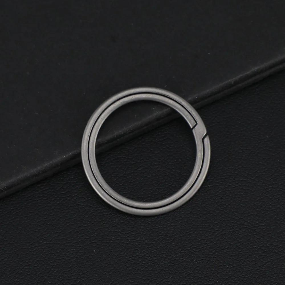 سبائك التيتانيوم Keyfobs سوبر خفيفة الوزن EDC التيتانيوم مفتاح مشبك التيتانيوم حلقة رئيسية سوبر خفيفة الوزن سلاسل المفاتيح سيارة المفاتيح #2