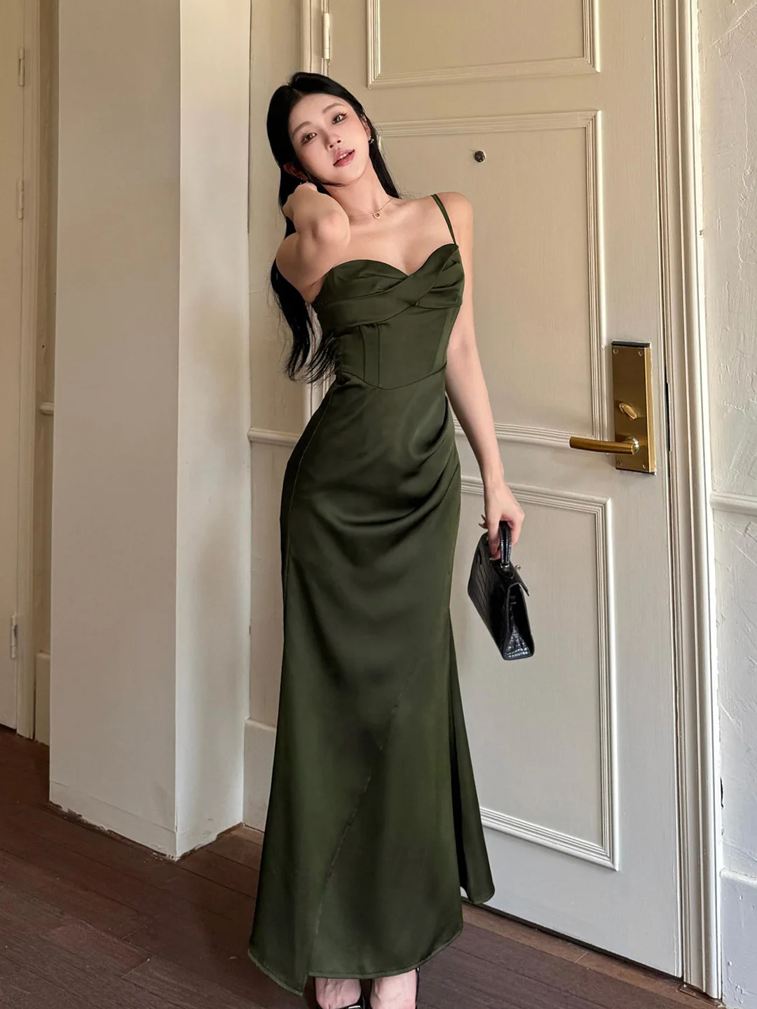 Frauen Sexy Spaghetti Strap Grün Abend Party Prom Club Neue Elegante Backless Split Satin Langes Kleid Paket Hüfte Meerjungfrau Rock