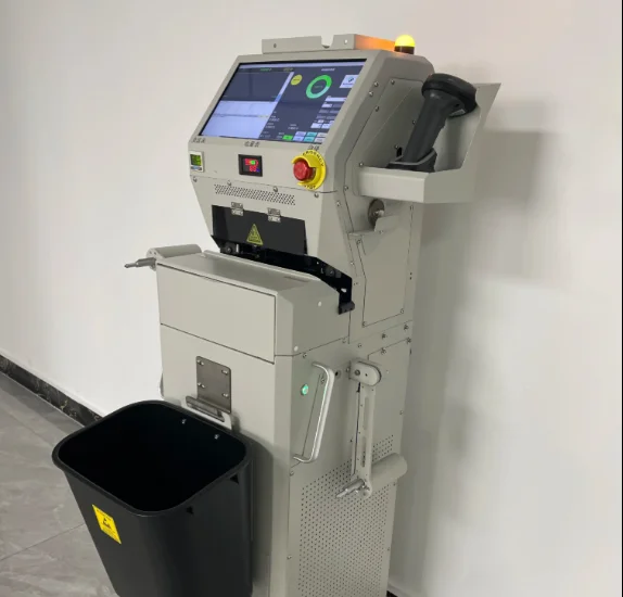 Macchina per l'assemblaggio PCB Macchina per la raccolta e il posizionamento SMT Giuntatrice automatica