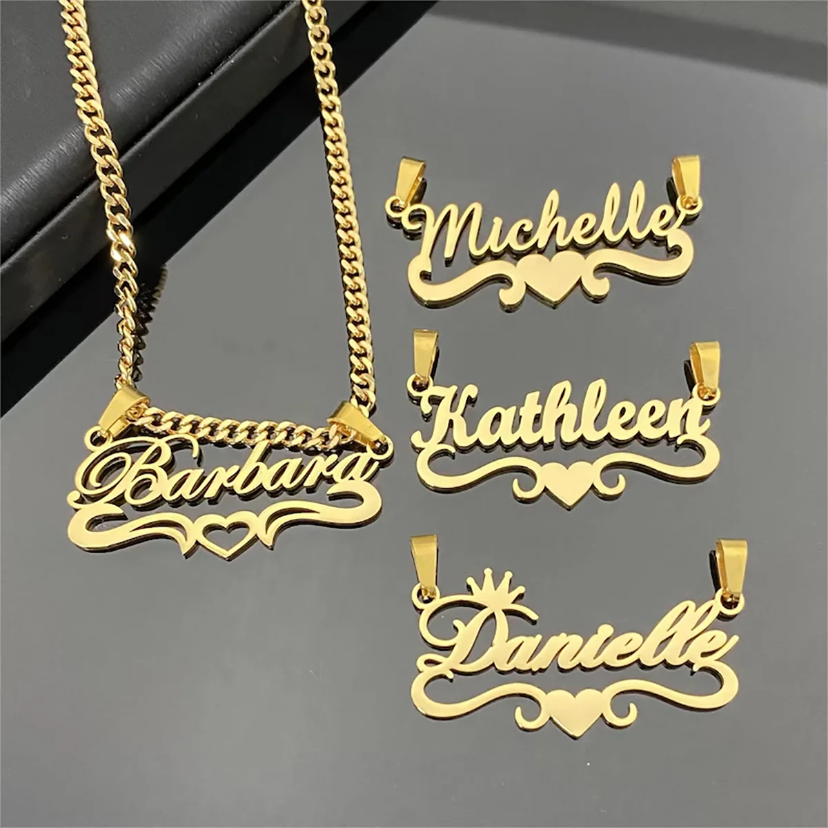 DHQH Customized Name Necklace Stainless Steel Nameplate with Heart Pattern Detachable 18k Gold Name Letter Necklace Gift For Her