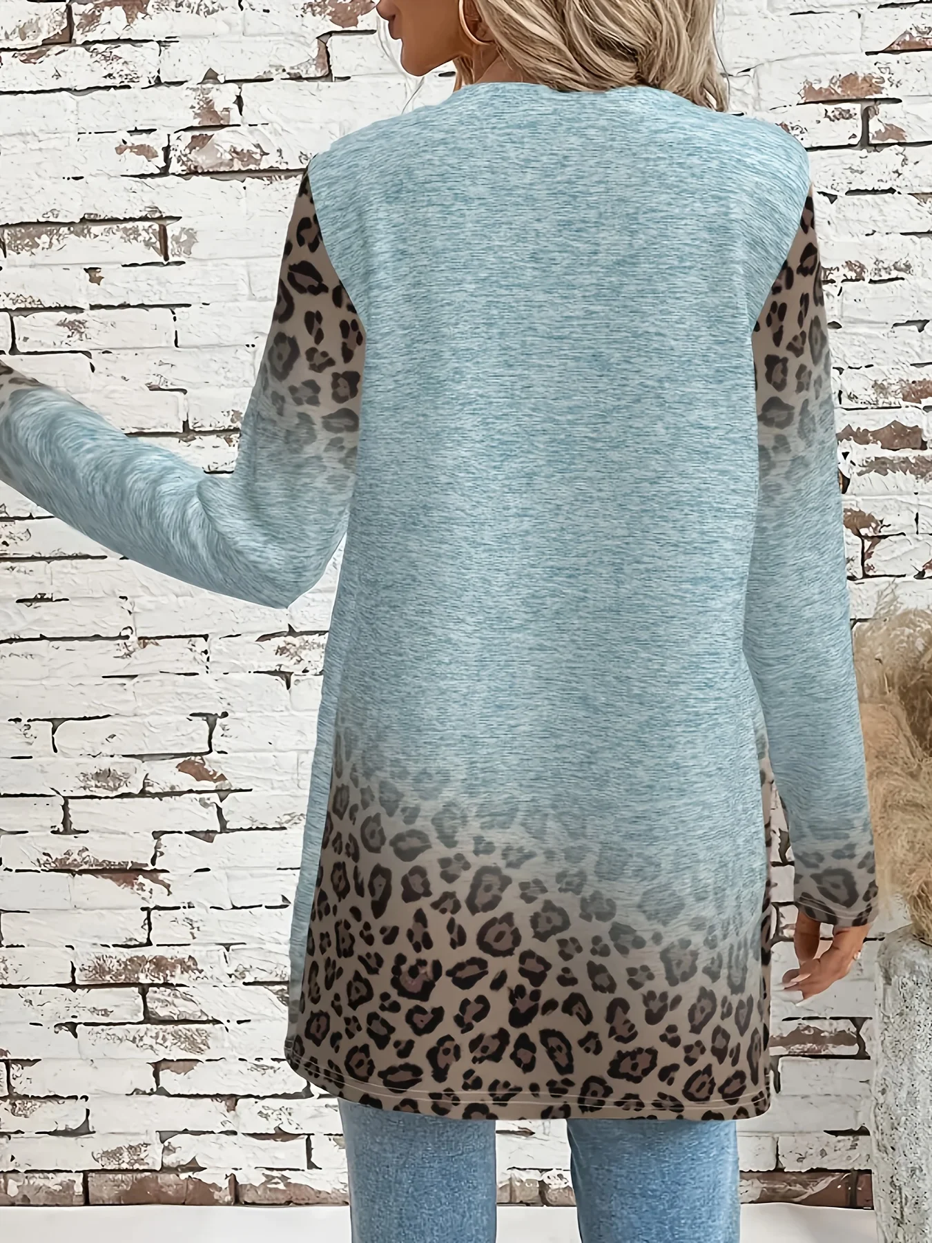 Women's Autumn and Winter Tops, Fashionable Mix-And-Match Design, Simple Style with a High-End Feel, Printed Long-Sleeve Round-Neck Jacket