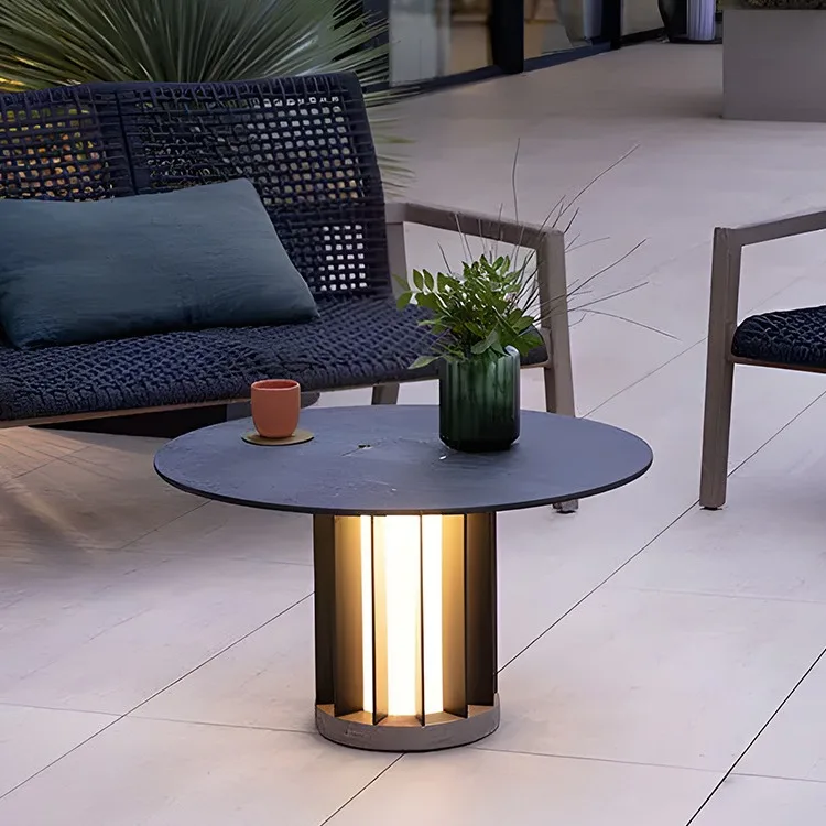 

Outdoor Solar Garden Light Villa Terrace Coffee Table Light