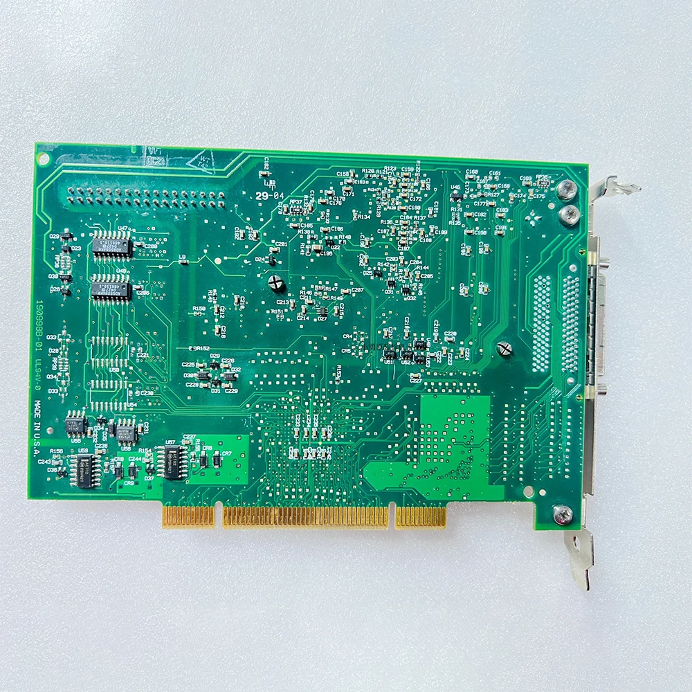 

Высокоскоростная многофункциональная карта сбора данных серии 779070-01 PCI-6251