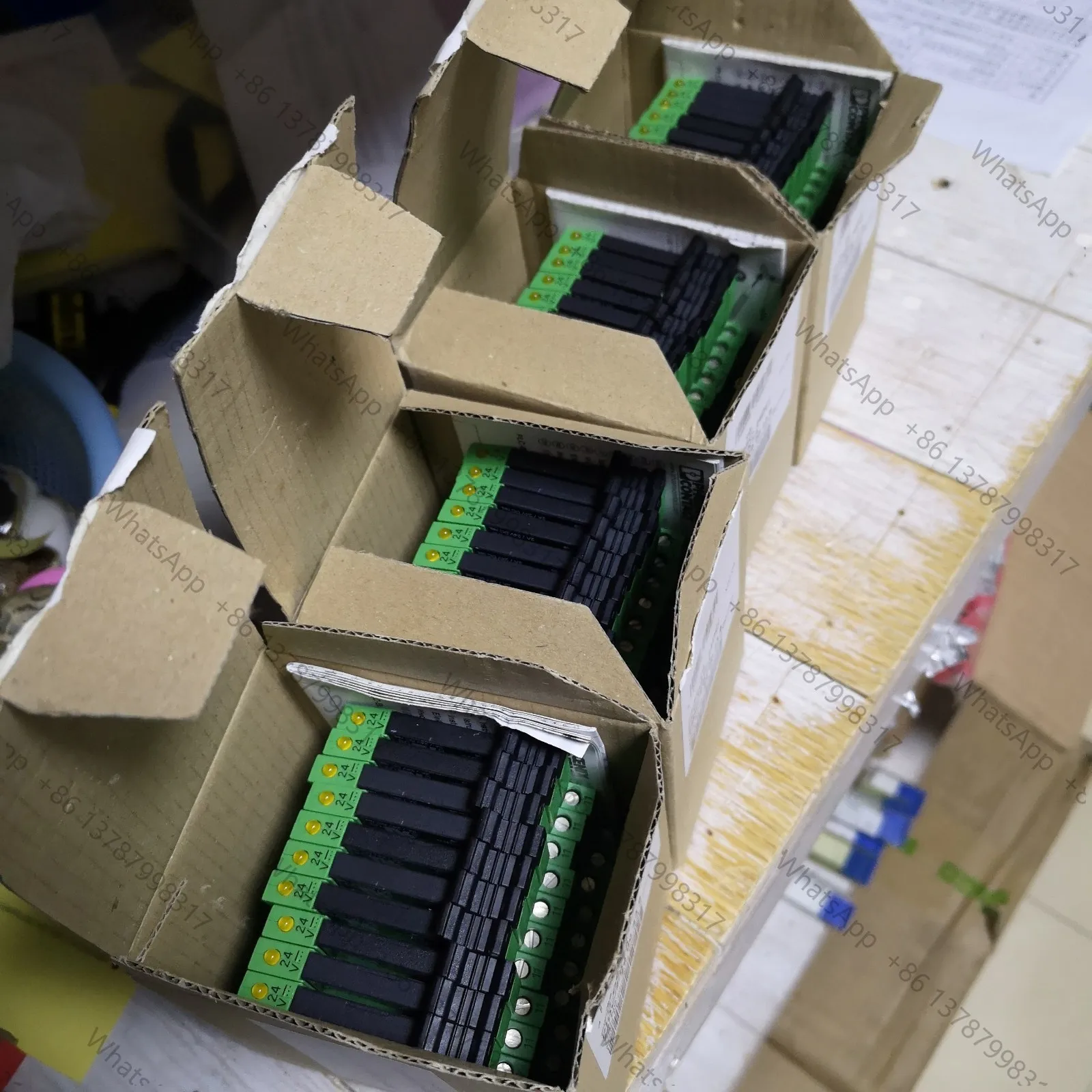 Optocoupler relay 2966595 base 2966016 OPT-24DC/24DC/2