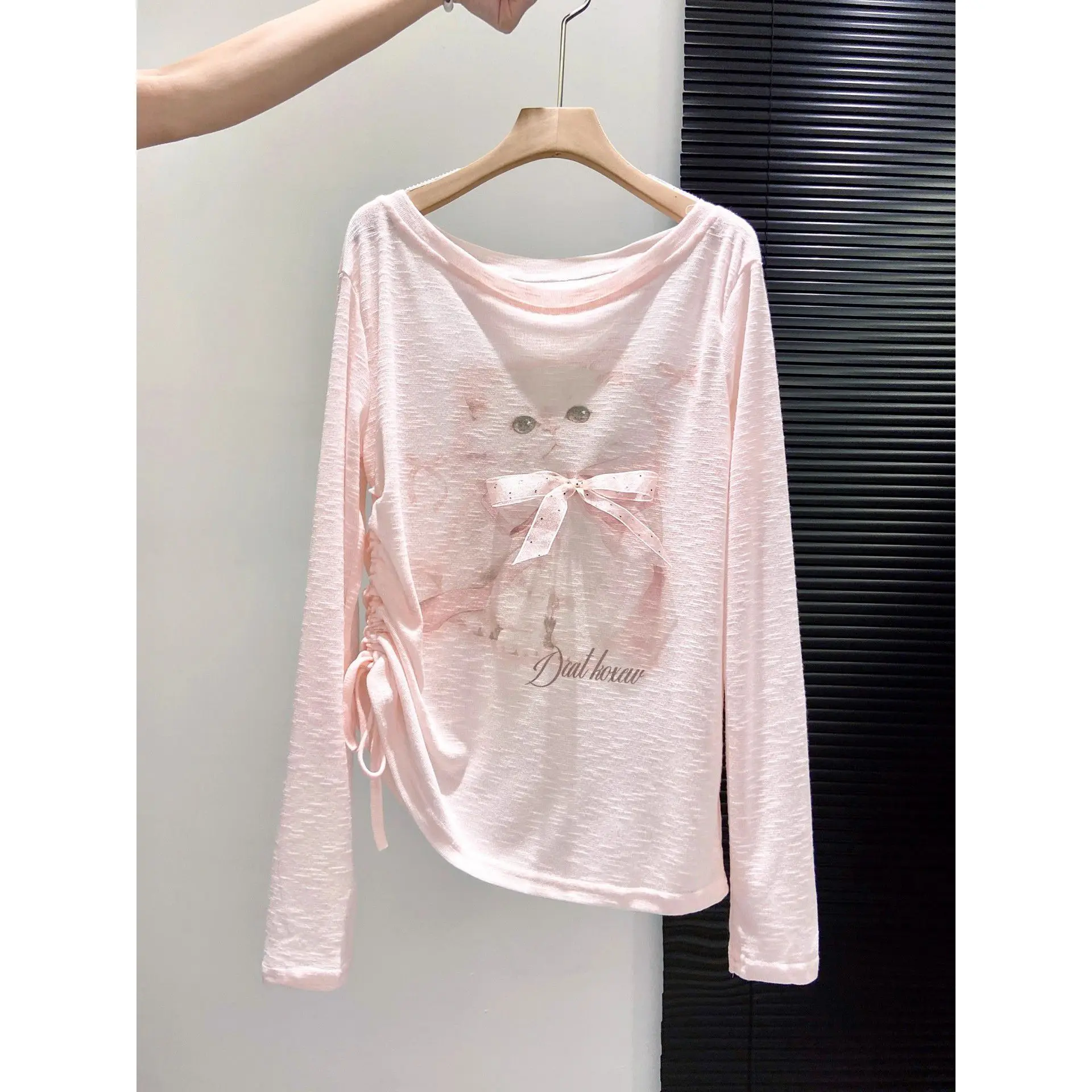 Spring and Autumn New Women's Clothing Sweet Wind Folds Cute Cat Print Inside and Outside Slim-fitting Long-sleeved T-shirt