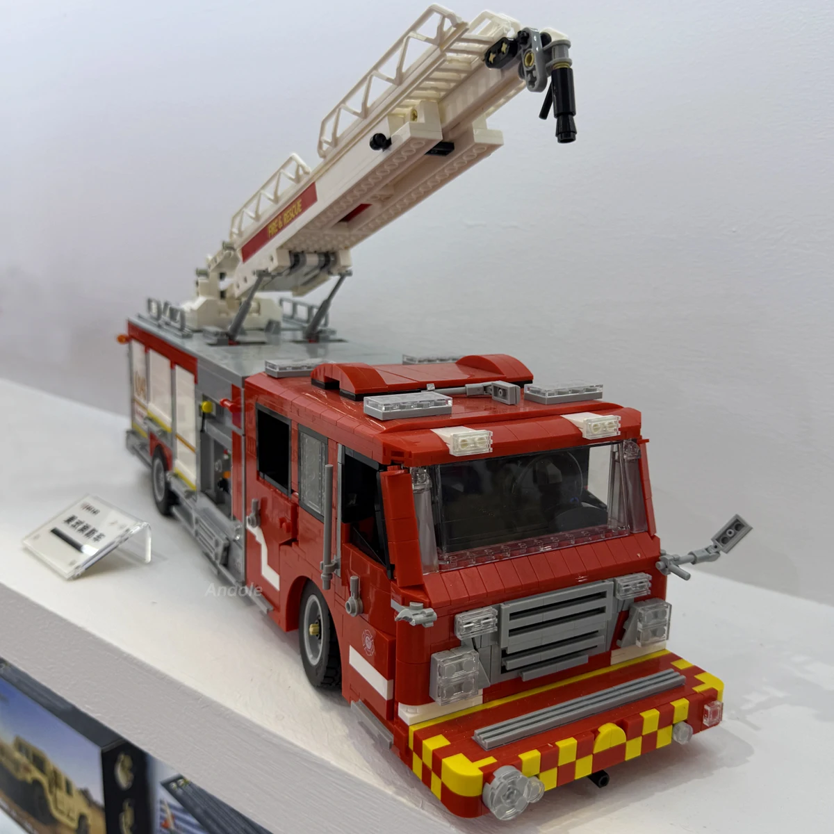 Fire Ladder Truck Building Blocks Technical Series Fire Engine Model Bricks City Emergency Rescue Vehicle Toys For Kid MOC