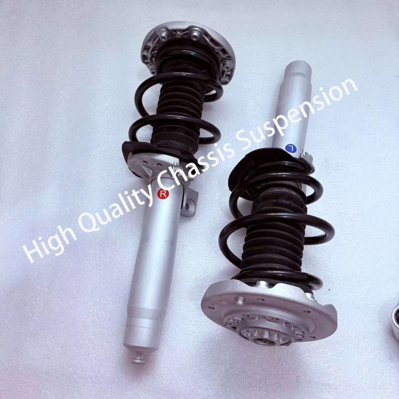 

High Quality 2PCS Front or 2PCS Rear Shock Absorber ASSYS w /EDC For BMW M3 M4 F80 F82 F83 2015-2020 31318008627 31318008628