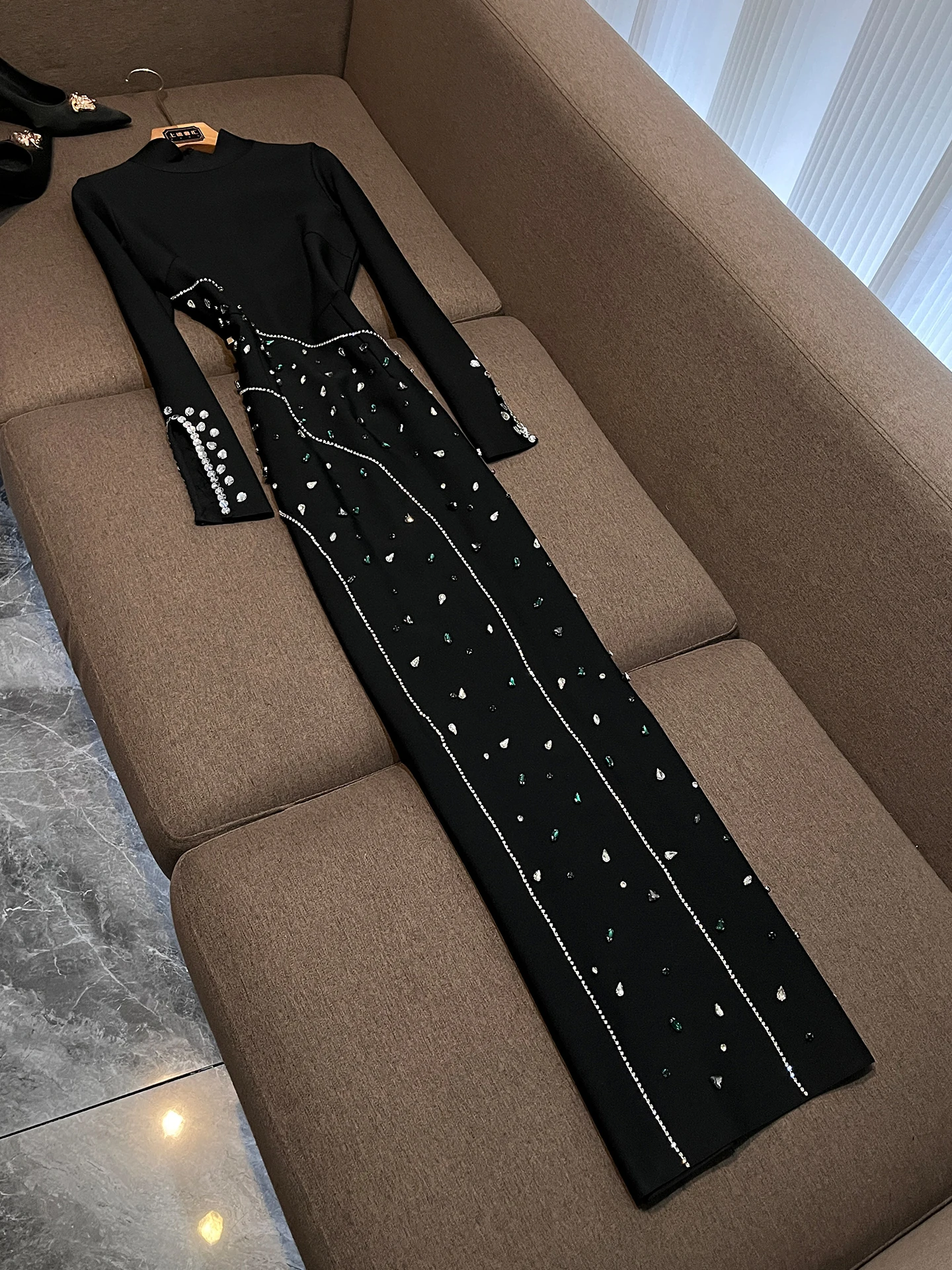 

Bla Long Sve Diamond Embellied Slimming Dr Ele Ladylike Gown for Wedding And Banquet Ocns Zipper Closure