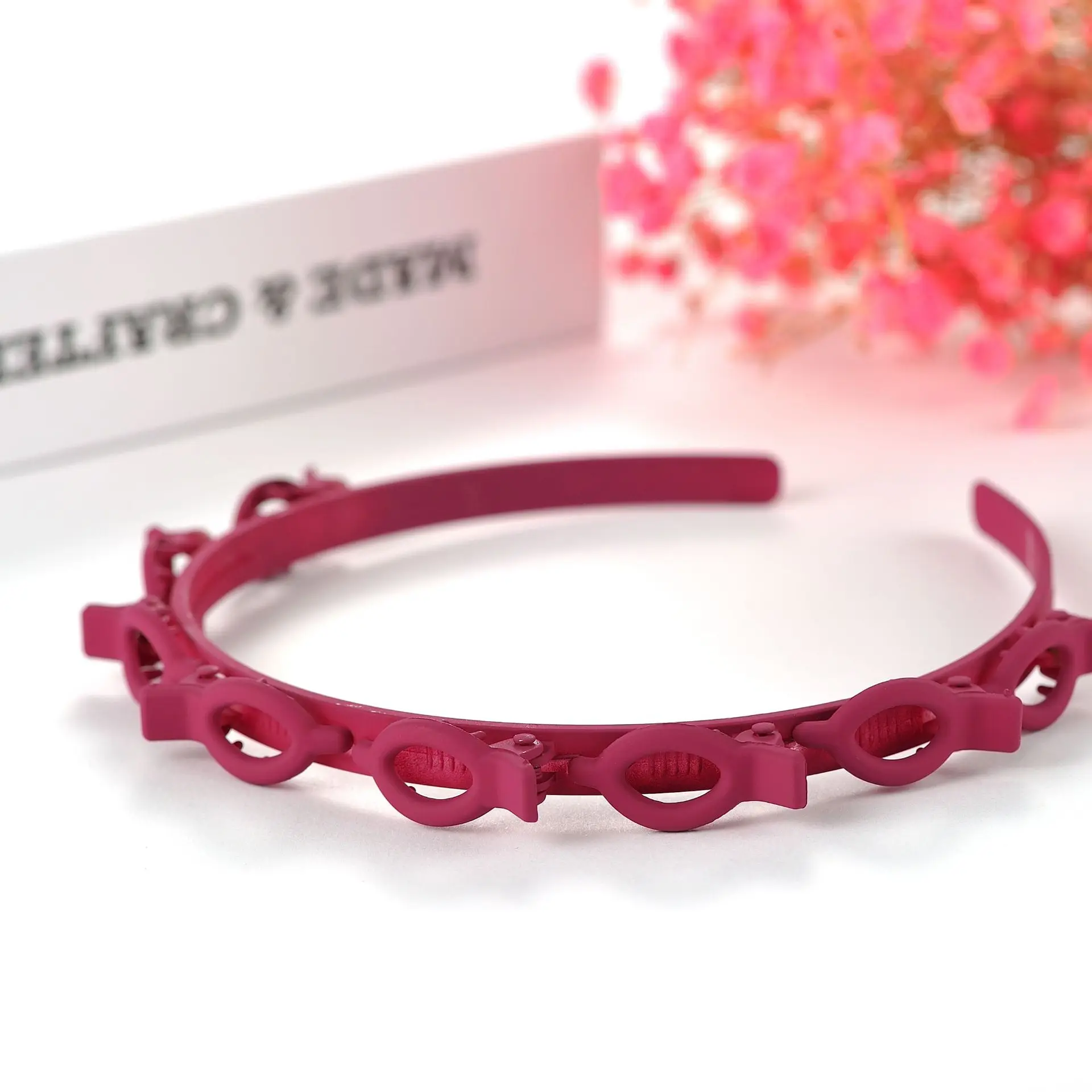 

Elegant Double Bangs Twist Braider Headband Non-Slip Solid Hairpin Styling Tool for Women And Girls