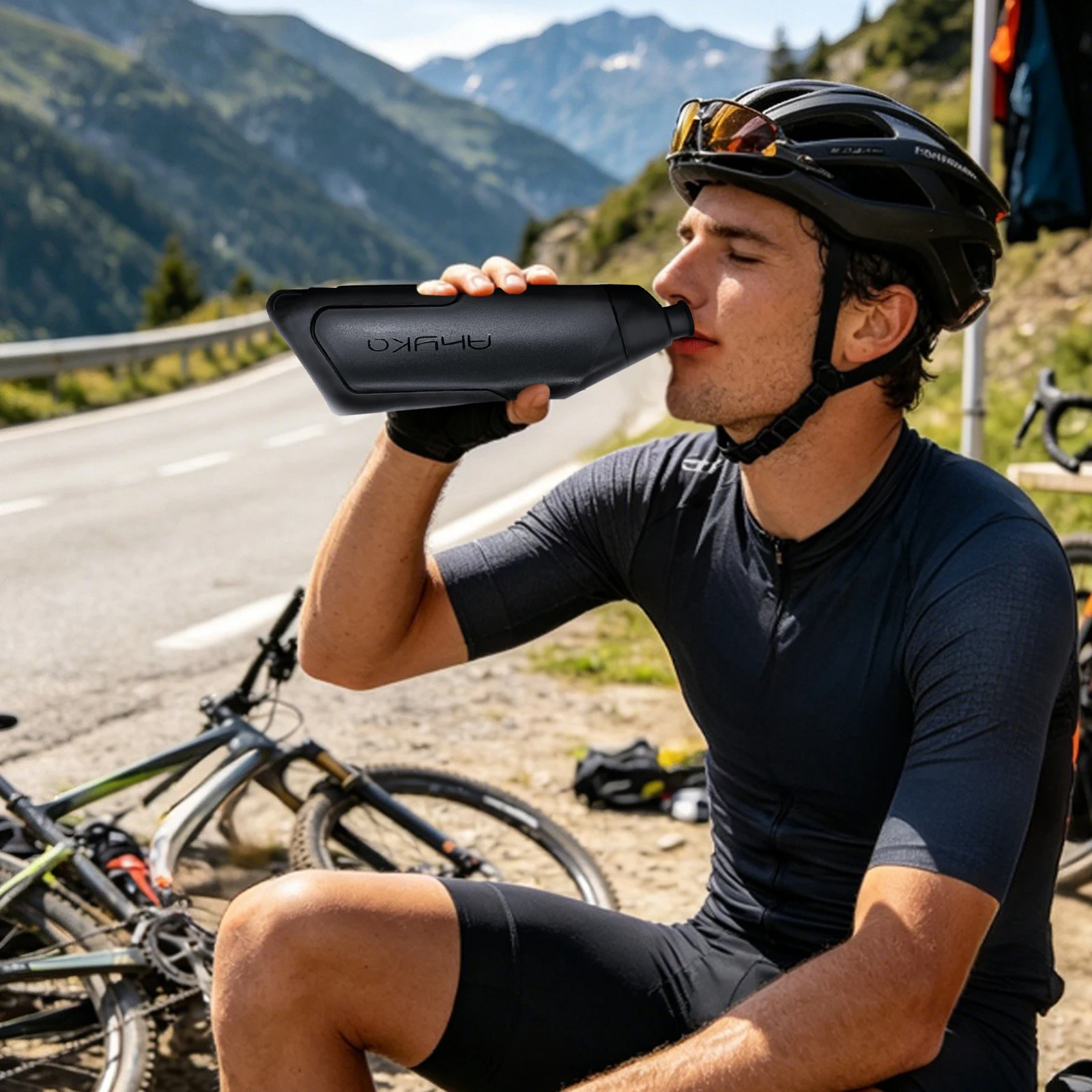 

600ml Side Loader Water Bottles Leak-Proof Bike Frame Down Tube Riding Water Kettle Lightweight for Road Bikes Mountain Bikes