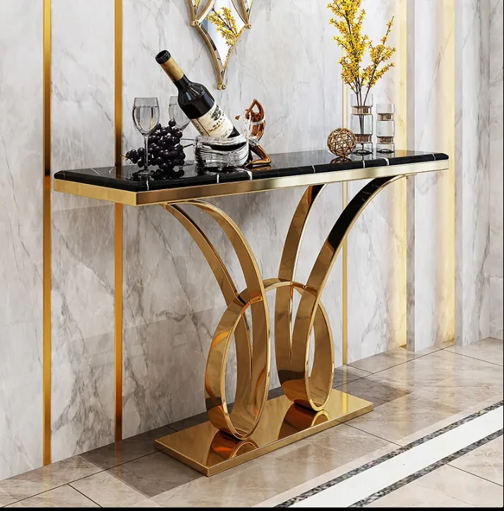 

Стена отеля, проход, коридор, мрамор, золотая консоль, украшение стола, вид на конце, платформа, стол