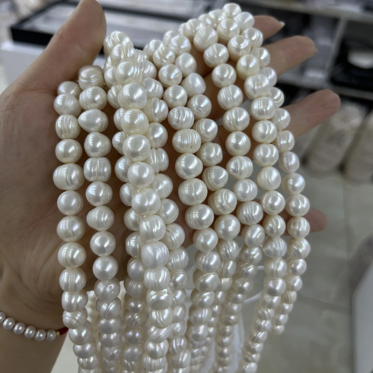 10–11mm Potato-shaped 100% Natural Freshwater Pearls Punch Beads for Jewelry Making DIY Necklaces Bracelets and Accessories 36CM