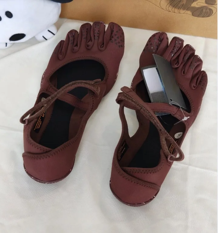 Original Five Fingers Women's  - огляд і ціна Sneaker Care Set