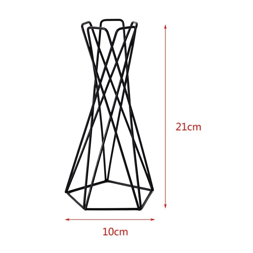 Nordic Style Air Plant Holder Metal Flower Pot Stand Geometric Iron Tillandsia Holder Table Home Garden Ornaments