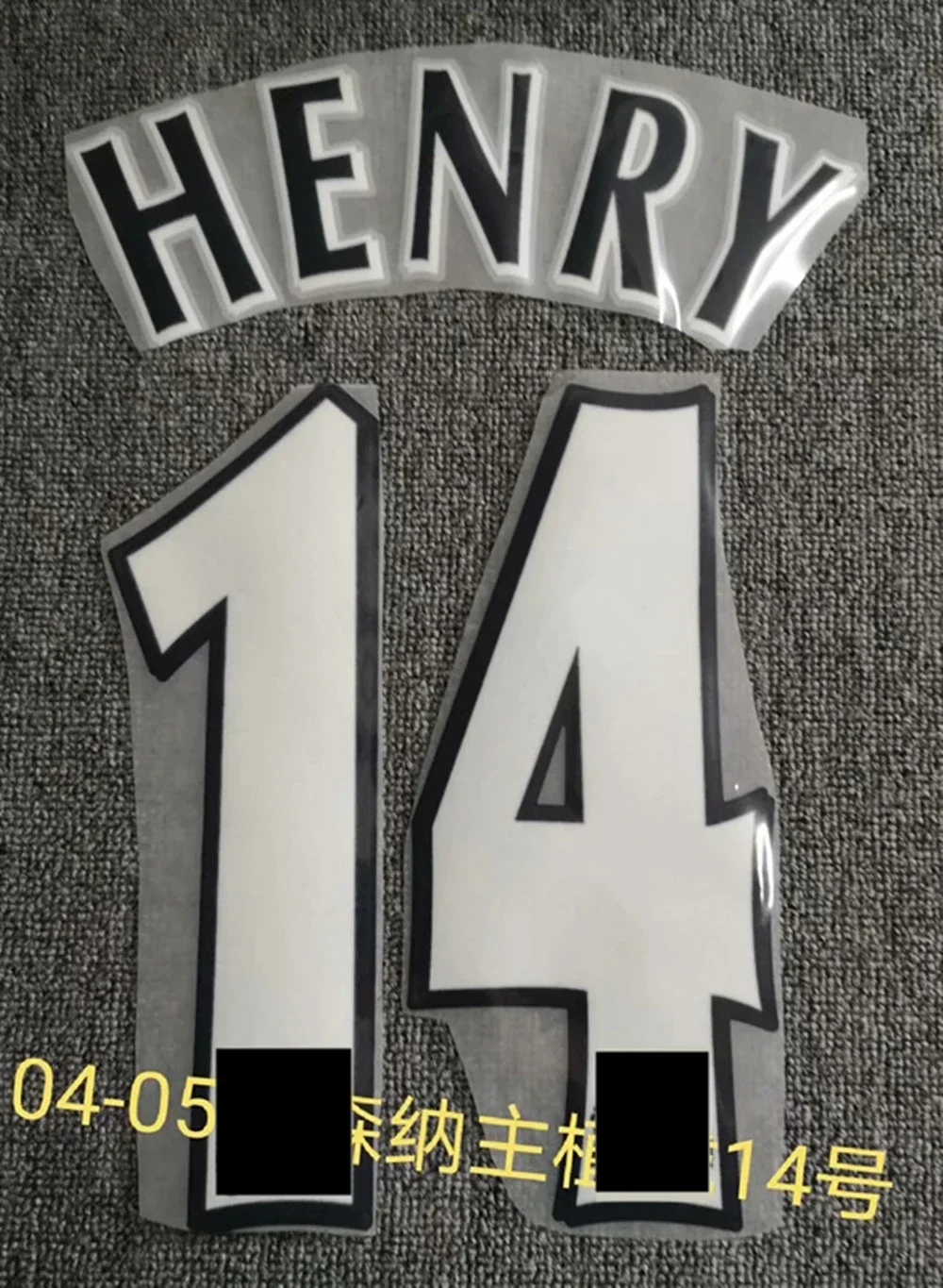 Velvet material Retro 2004 2005 14 HENRY BERGKAMP black Name and white number Hot stamping Patch Badges